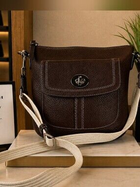 Coach Vintage Dark Chocolate‎ Brown Leather Shoulder Crossbody Bag